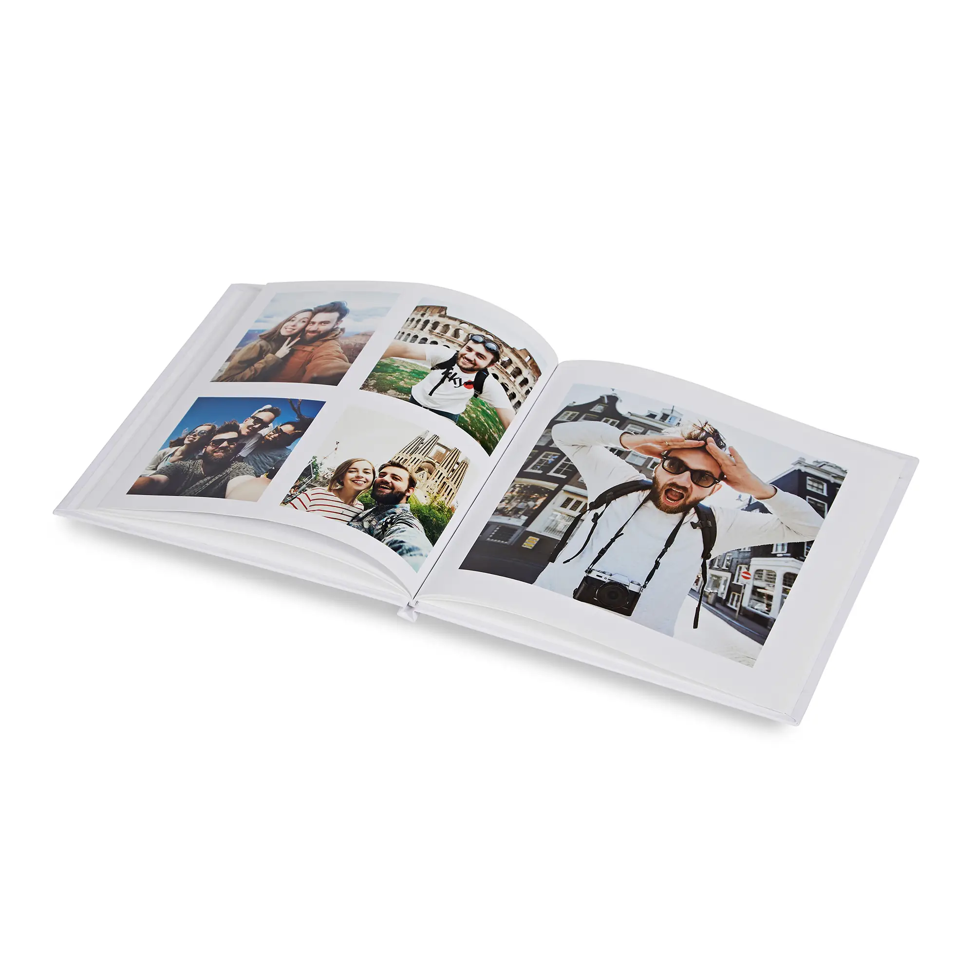 Detalle de impresión profesional en fotolibro PixelPages: corrección digital, ajuste de iluminación y aumento de resolución para máxima nitidez en cada página del álbum de fotos personalizado pasta dura